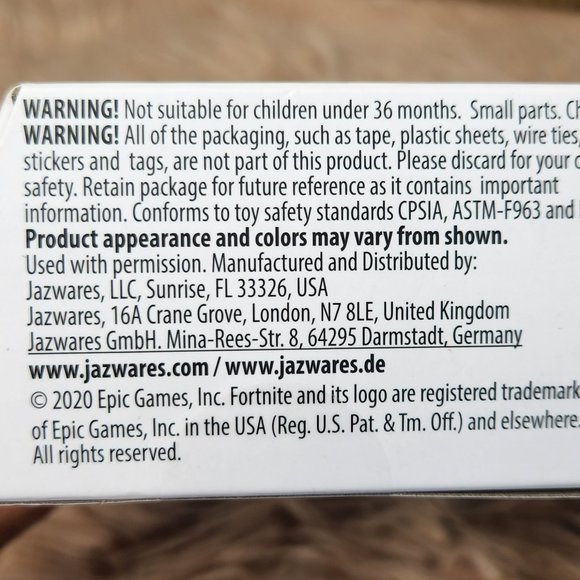 NIB 2020 FORTNITE ETERNAL VOYAGER LEGENDARY SERIES - 8 PIECES - Picture 4 of 4